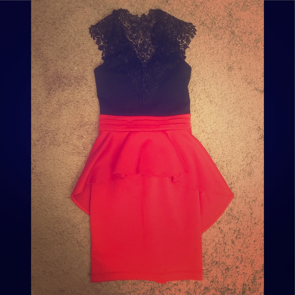Windsor peplum lace high neck dress - red/black